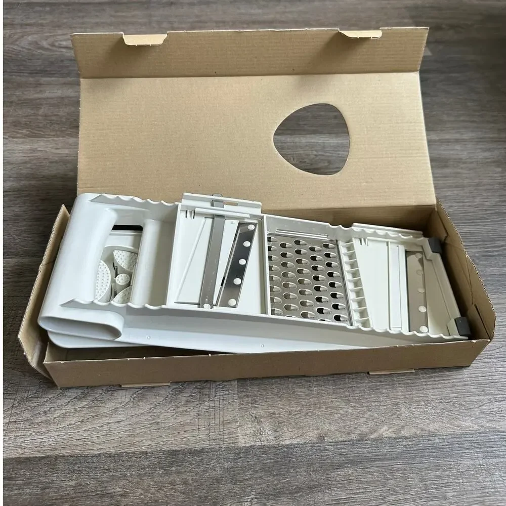 Pampered Chef Ultimate Slice & Grate Mandoline #1085 White 4-Blade Made Germany